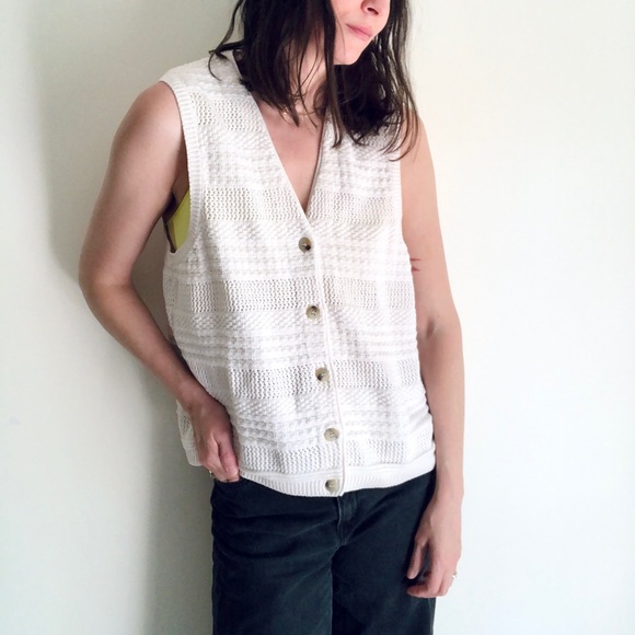 Vintage cream knit vest - Picture 2 of 13